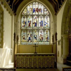 East Window CW The East Window, designed by Comper as a memorial of World War II. (See details in 'East Window' page.)