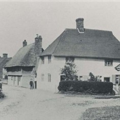  1910, this shows Forge Sound with white  exterior, the canopy over the butcher's shop at Riverside, and Hockley Cottage, since burned down, on what is today Washer's Triangle.