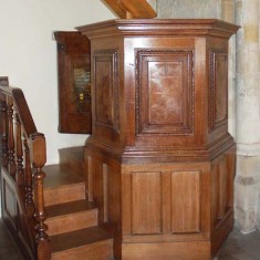 Pulpit Comper's pulpit