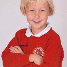 Archie James Whitear cropped Hello, I’m Archie James Whitear and I will be 7 this year. I go to East Meon School. I’m in Oak class. My teacher is Mrs Nineham. I like Maths, Art and Craft and playing football at playtime. I hope you enjoy reading some things about my family.