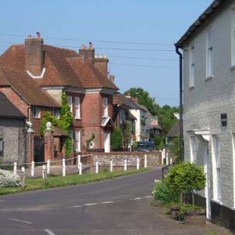 Barnards Corner & Glenthorne Barnards Corner on right, and High Street with & Glenthorne House on left.