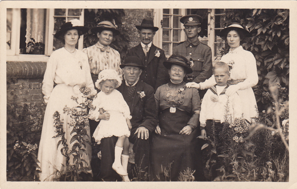 Bone Family 1915
