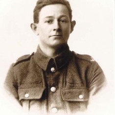 Army photograph of Edward Bone.
