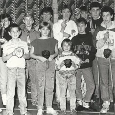 Junior snookerBack row, L to R Suzanne Searle, ?, Kevin Searle, Marcus Knight, Stuart Knight, Stephen Painter, Simon Marden, Matthew Eames. Front, Matthew Jones, Catherine Ablett, Katherine Nash, Jolene Sims, Marc Aldridge, Antony Eames.web Junior snooker. Back row, L to R Suzanne Searle, ?, Kevin Searle, Marcus Knight, Stuart Knight, Stephen Painter, Simon Marden, Matthew Eames. Front, Matthew Jones, Catherine Ablett, Katherine Nash, Jolene Sims, Marc Aldridge, Antony Eames.