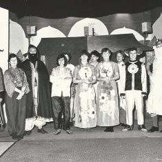 Cast of Aladdin Activities