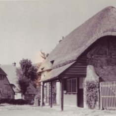 Riverside and Forge Sound, old photo with porch Riverside was a butcher's shop during the first half of the 20th century